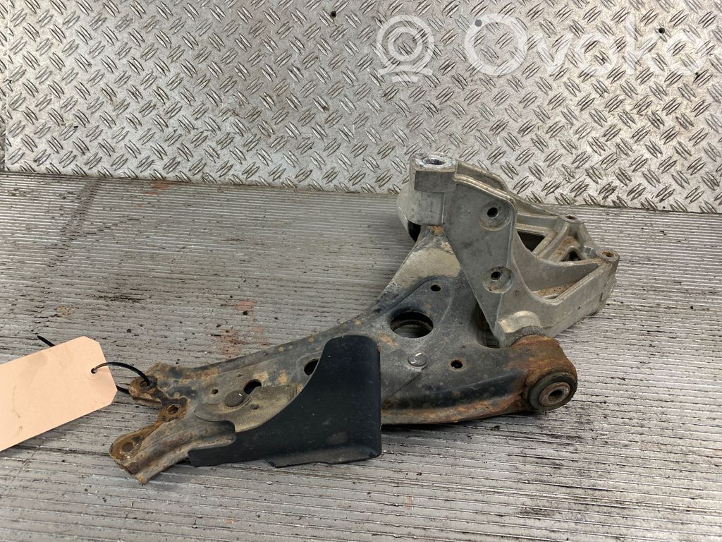 Volkswagen Fox Dolny wahacz przedni 