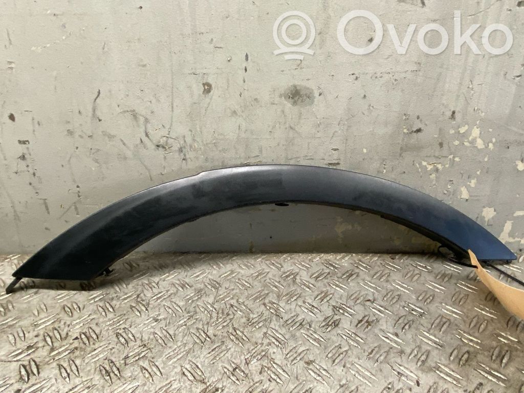 Rear arch trim   3330867