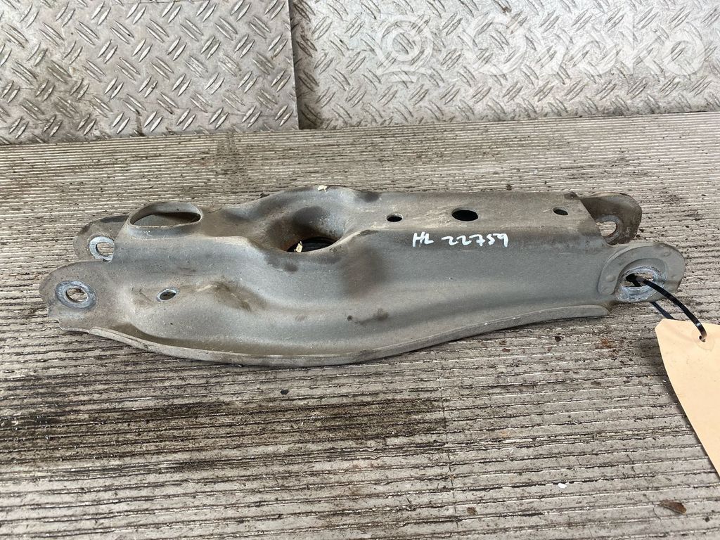 Querlenker Achsschenkel vorne   6772899