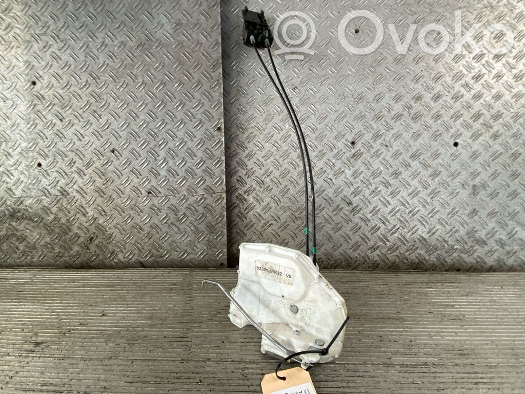 Opel Agila B Priekšpusē slēdzene 