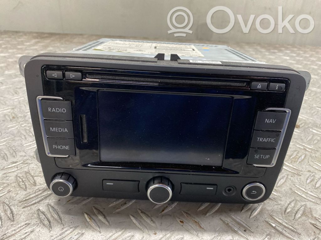 Volkswagen PASSAT B7 Unitate principală radio/CD/DVD/GPS 