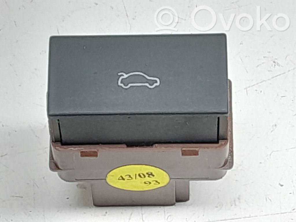 Audi A6 S6 C6 4F Tailgate opening switch 