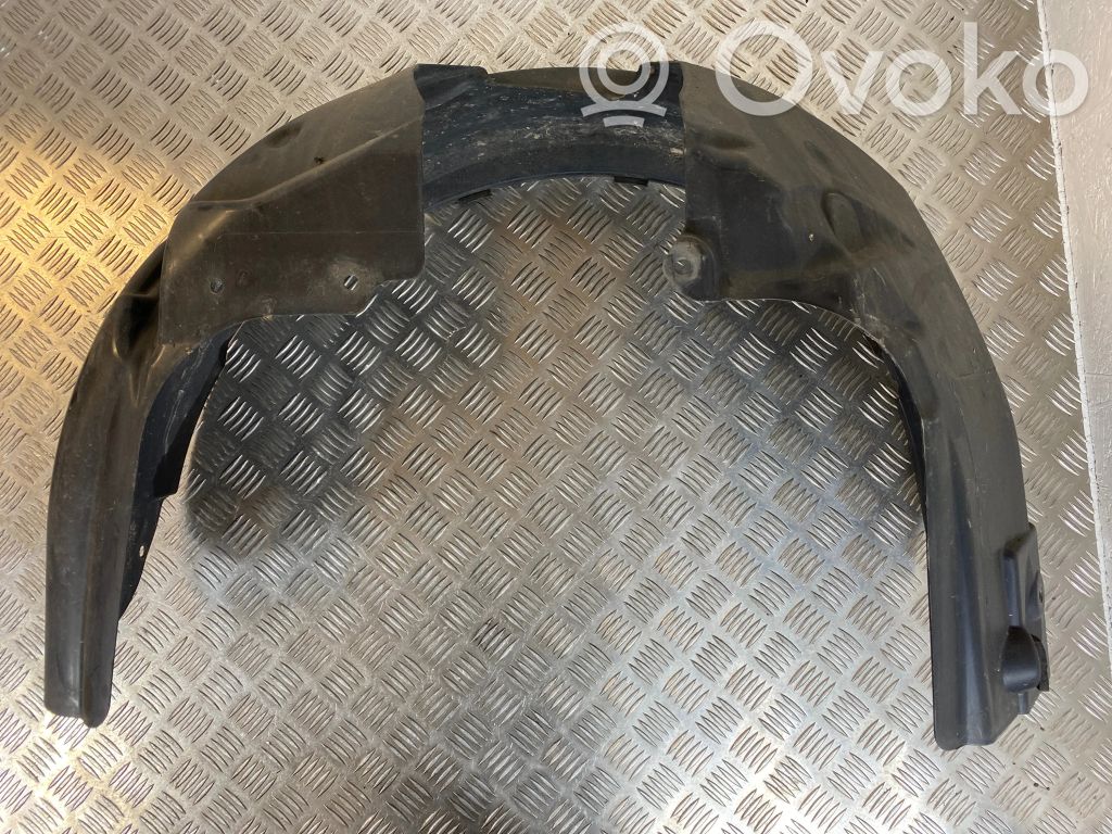 Ford Fiesta Nadkole przednie 