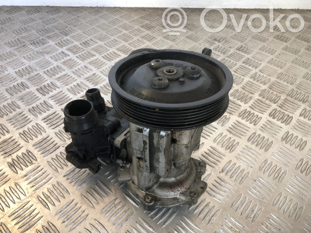 BMW 3 E46 Power steering pump 