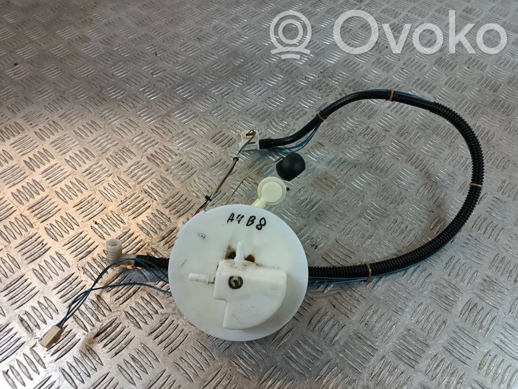 Audi A4 S4 B8 8K Sensor de nivel de combustible 