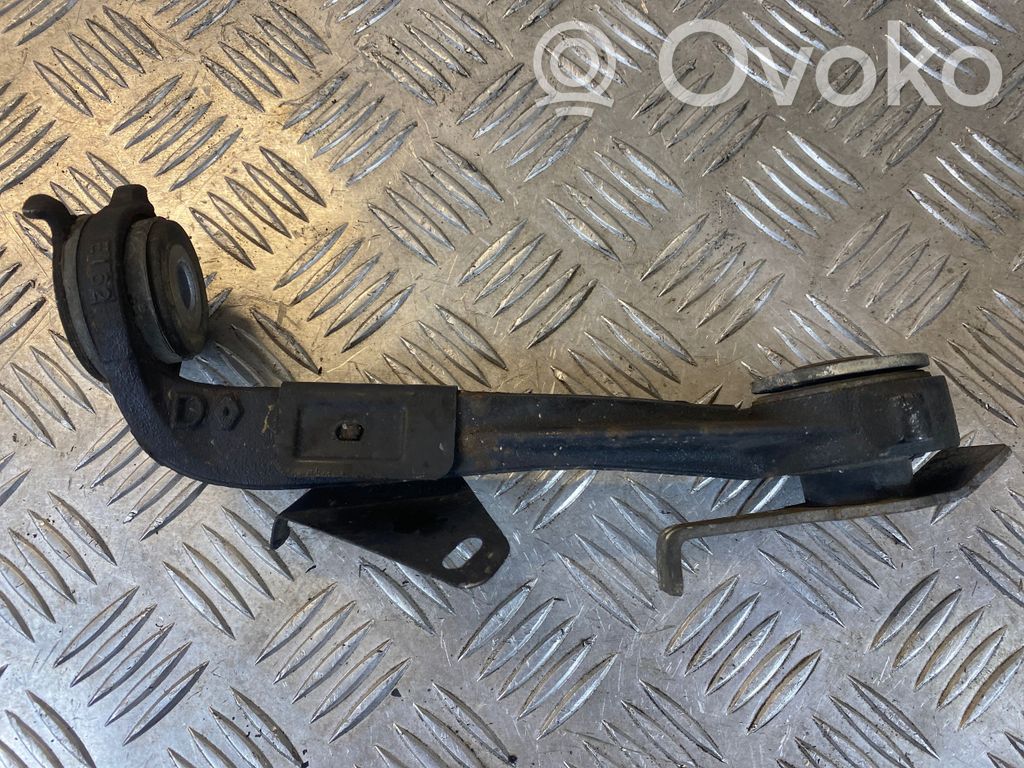 Opel Vivaro Другая часть передней ходовой части 