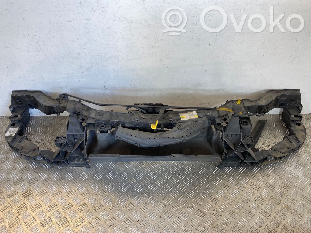 Ford C-MAX II Radiatoru panelis 