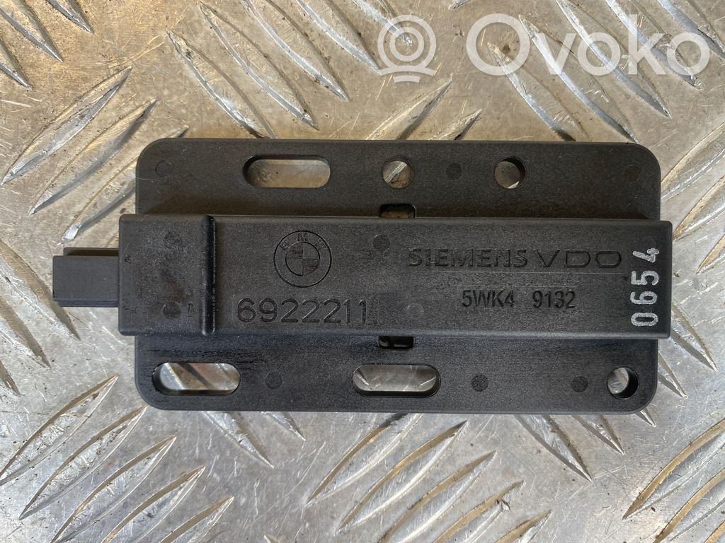 Module de contrôle sans clé Go   6922211,5WK49132