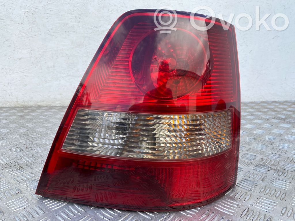 KIA Sorento Rear/tail lights 