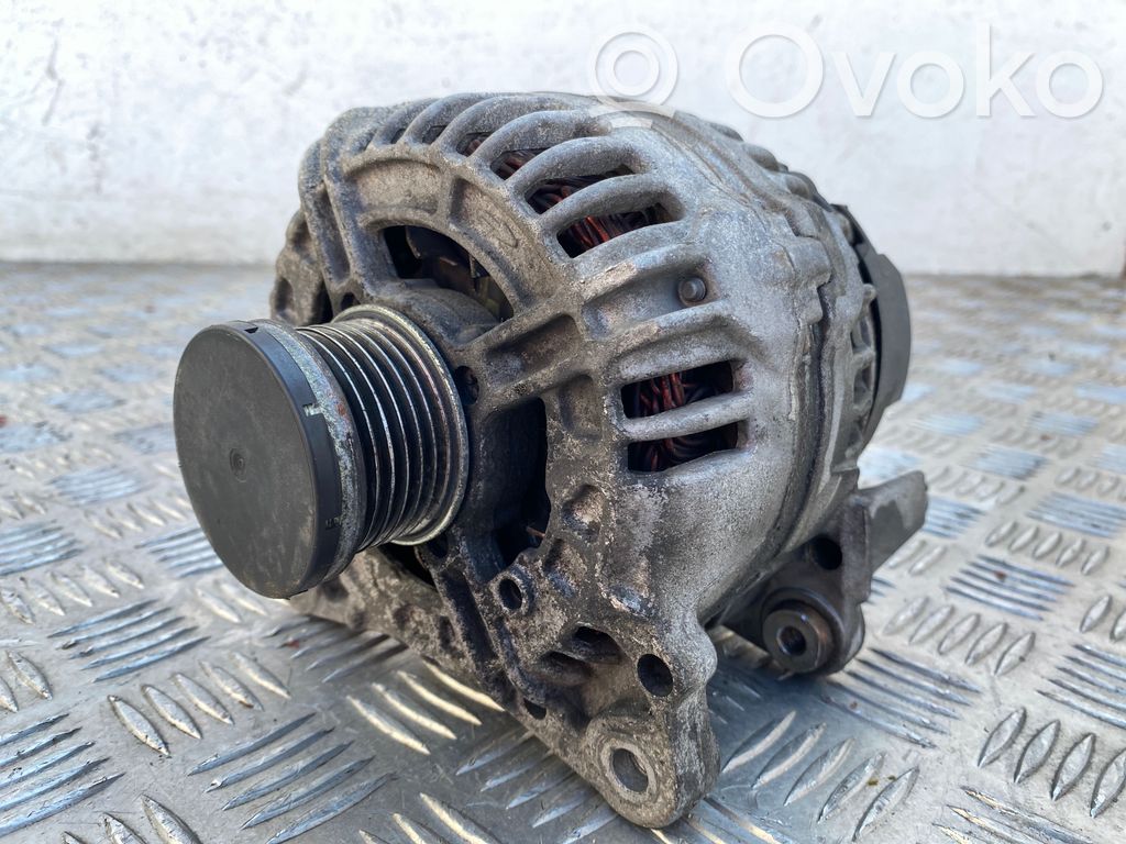 Skoda Fabia Mk2 (5J) Alternador 