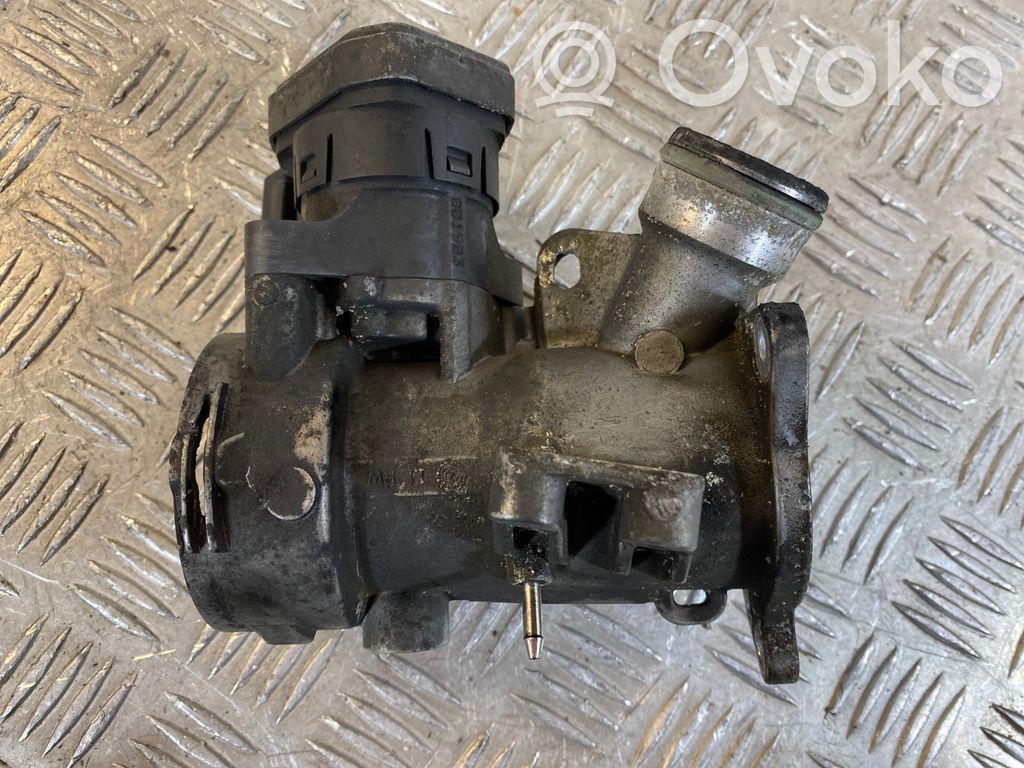 Mercedes-Benz E W211 Válvula EGR 