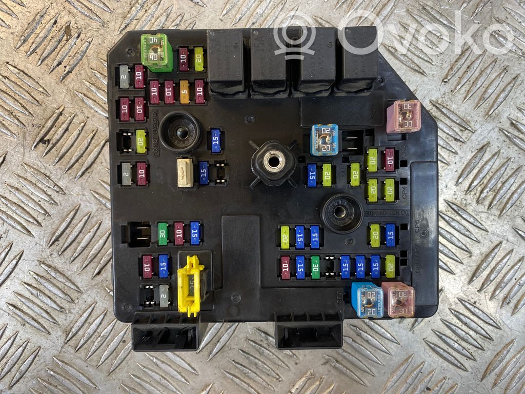 Opel Antara Fuse module 