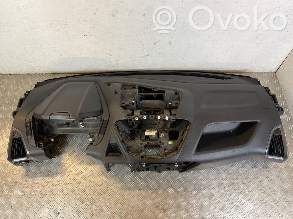 Ford Transit Custom Panelė 