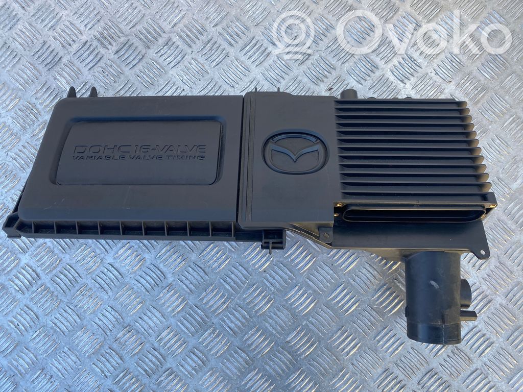 Mazda 3 II Air filter box 