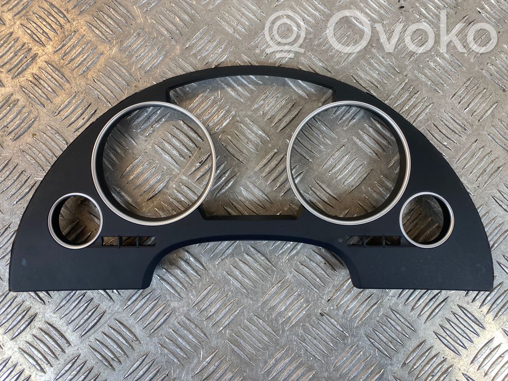 Seat Exeo (3R) Kojelaudan kehys 
