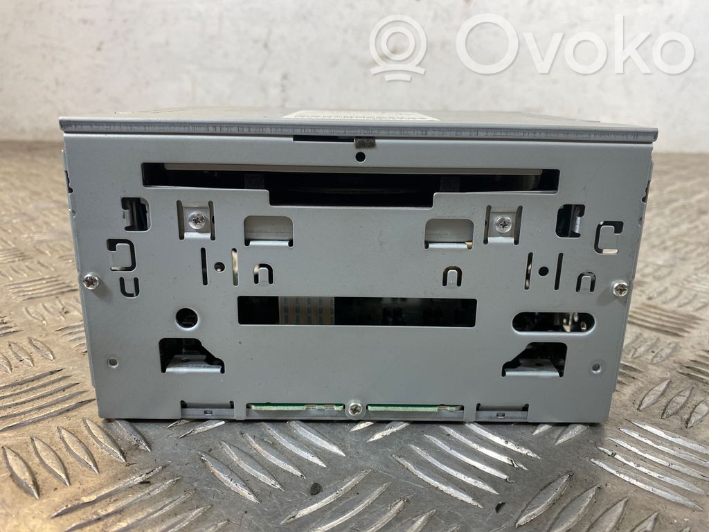 Mitsubishi Outlander Panel / Radioodtwarzacz CD/DVD/GPS 