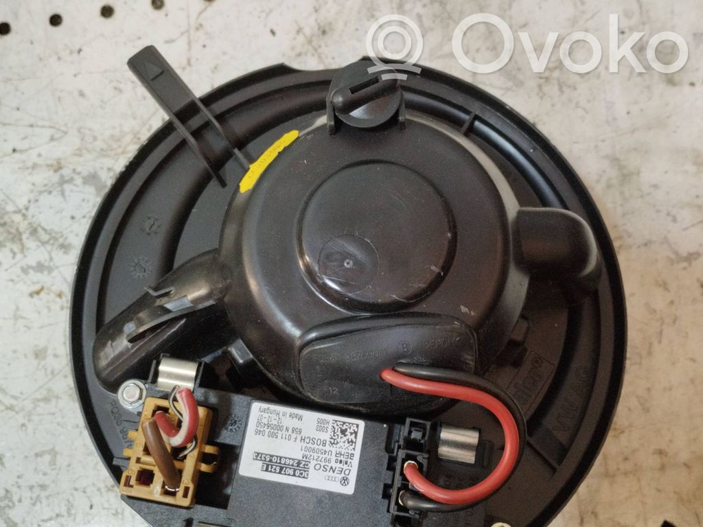 Volkswagen PASSAT CC Przekaźnik dmuchawy 