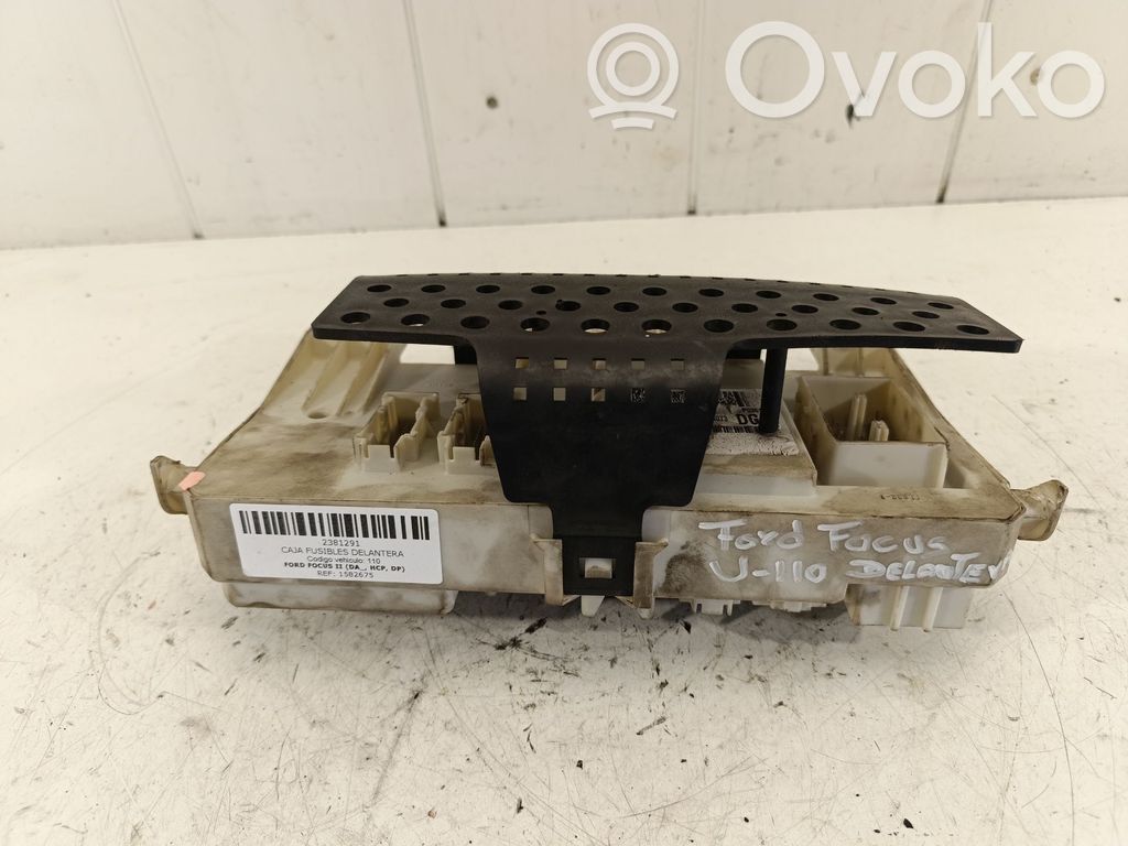 Airbag de peatón   1582675,4M5T14A073DG