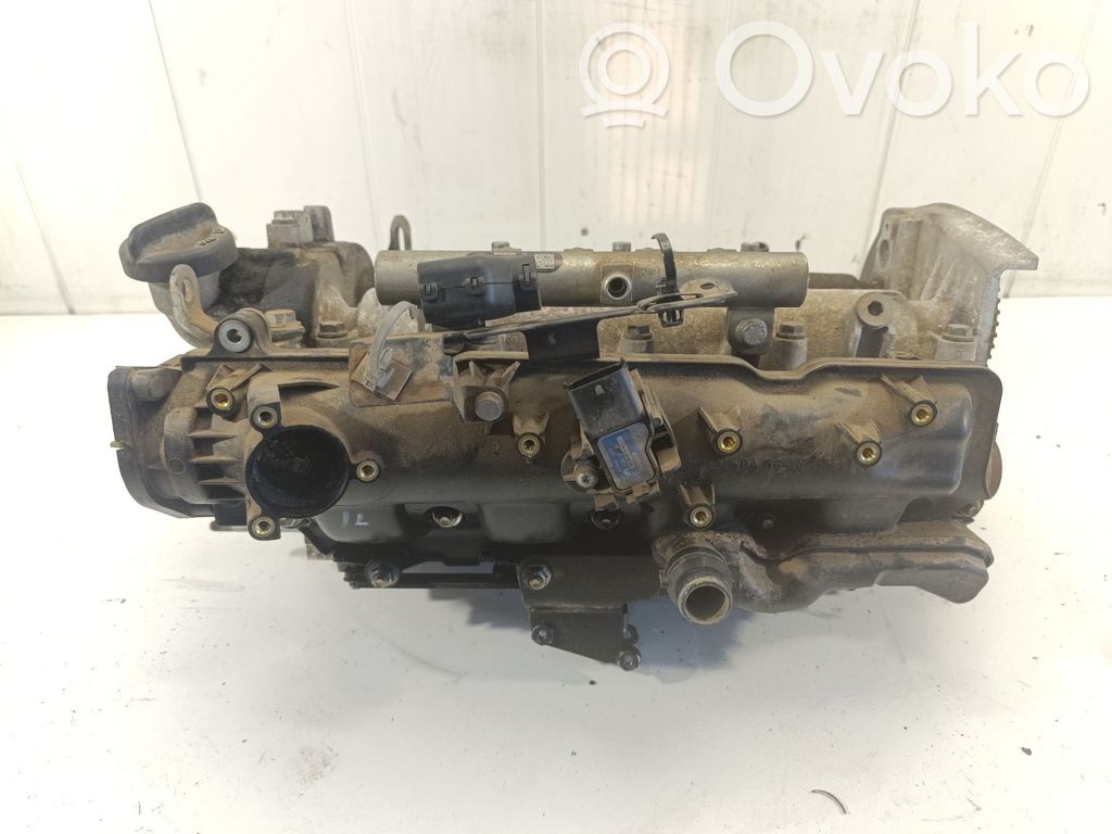 Opel Insignia A Engine head 