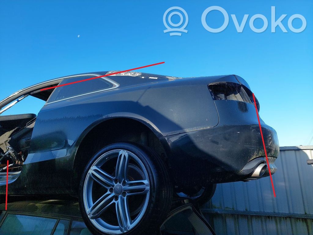 Audi A5 Lokasuojan kannake 