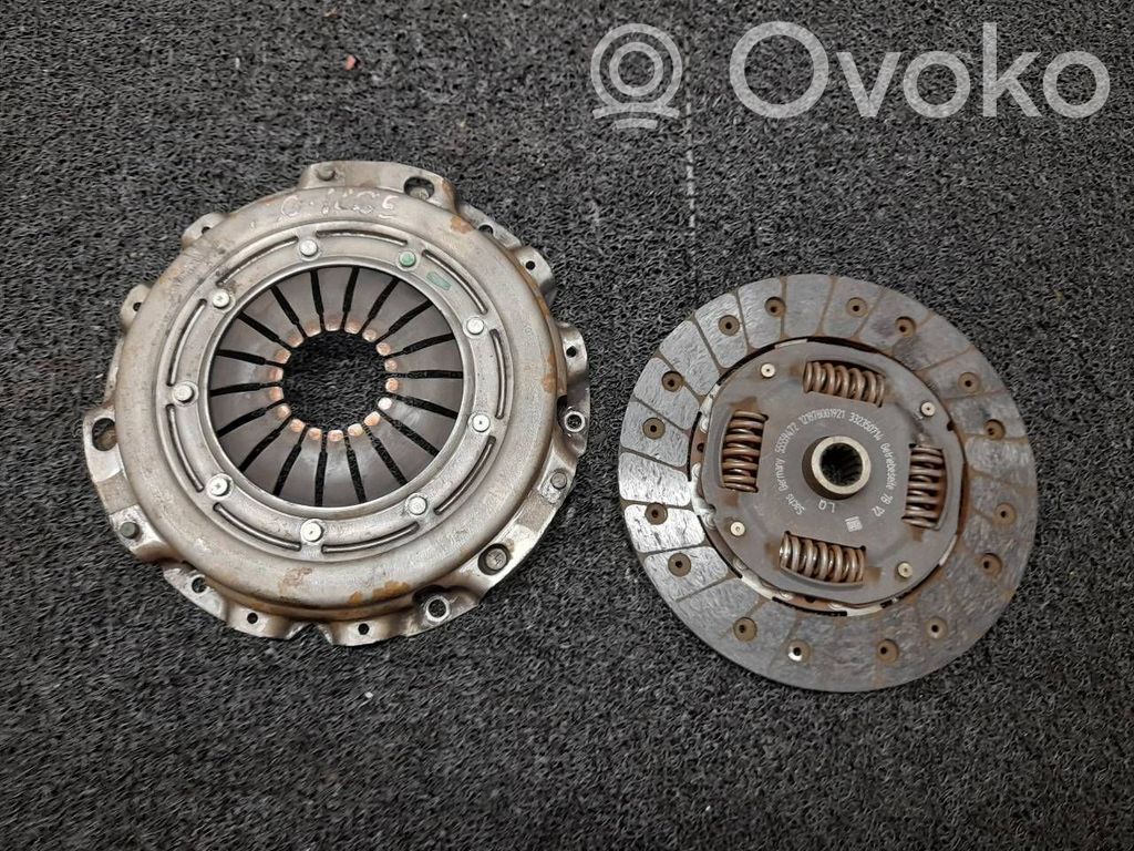 Opel Corsa D Juego de embrague 