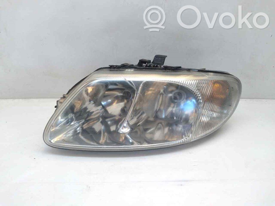 Chrysler Voyager Scheinwerfer 