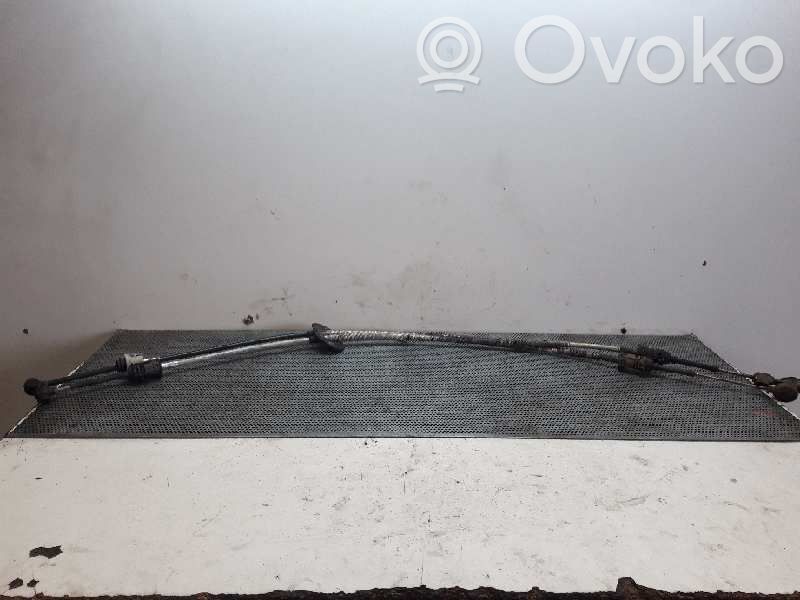Ford Focus Gear shift cable linkage 