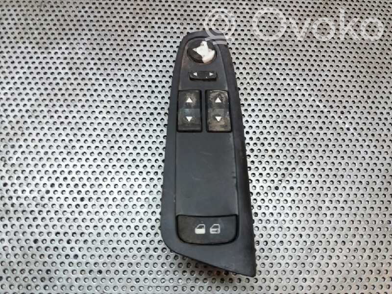 Electric window control switch   B569