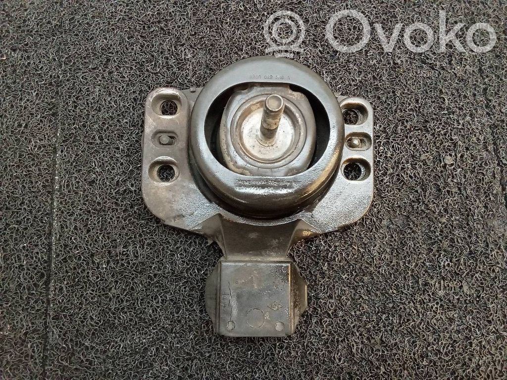 Renault Master II Engine mount bracket 