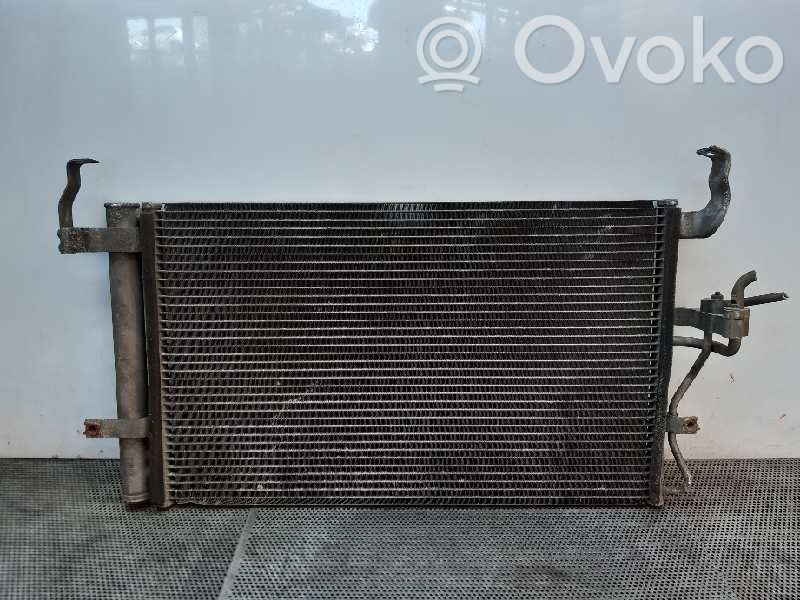 Radiateur condenseur de climatisation