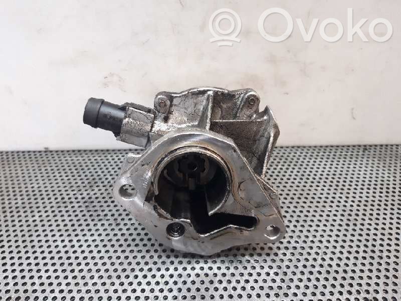 Renault Megane II Pompă vacuum 