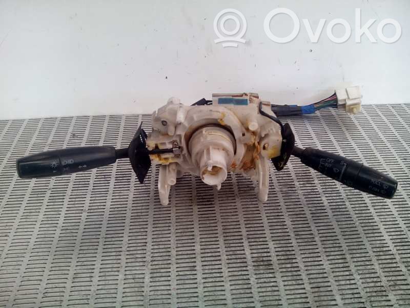 KIA Carnival Interruptor de control del panel de luces 