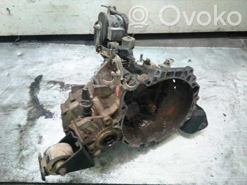 Hyundai Accent Cutie viteze manuală cu 5 trepte