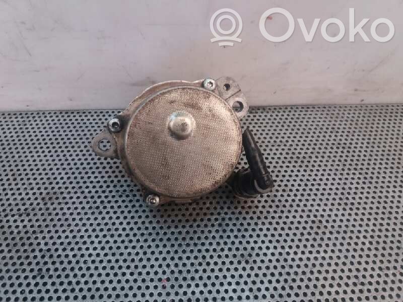 Opel Corsa C Pompa a vuoto 