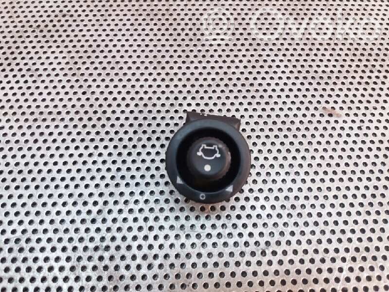Interruptor del espejo lateral   93BG17B676BB