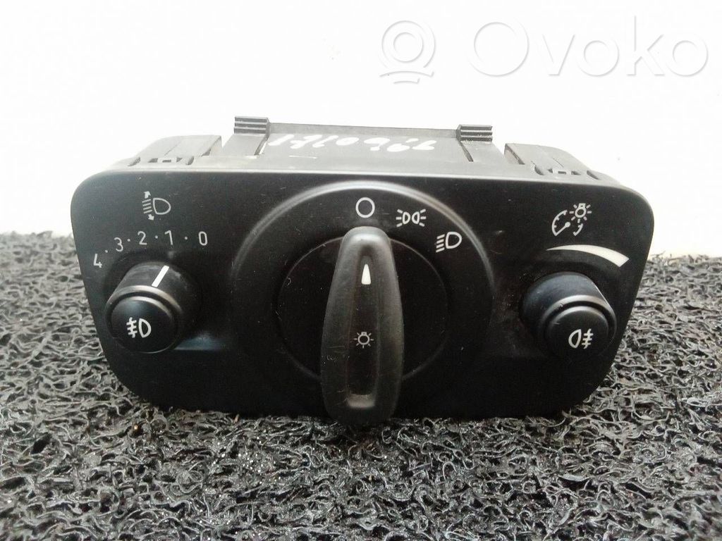 Panel lighting control switch   C1BT13A024CB