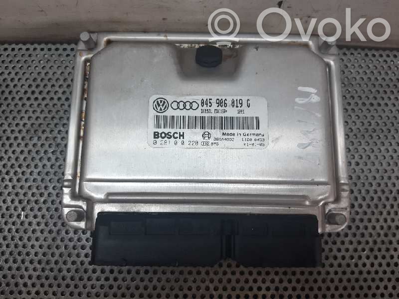 Engine control unit/module   045906019G,0281010220,BOSCH