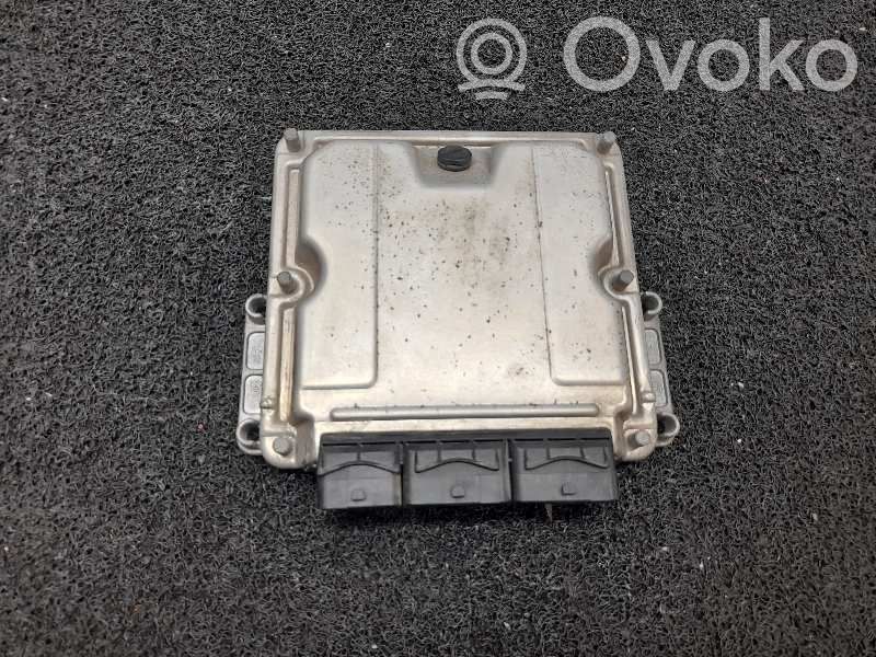 Nissan Interstar Engine control unit/module 