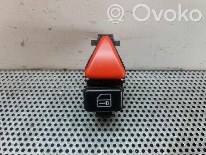 Botón interruptor de luz de peligro   A1688201210,33019001