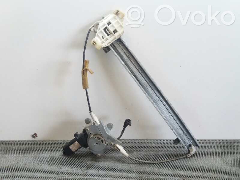 Front door manual window regulator