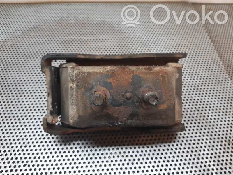 Iveco Daily 3rd gen Engine mount bracket 