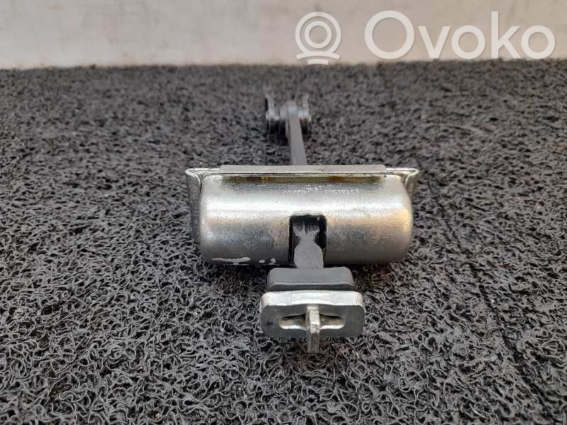 Opel Corsa E Muu tavarahyllyn osa