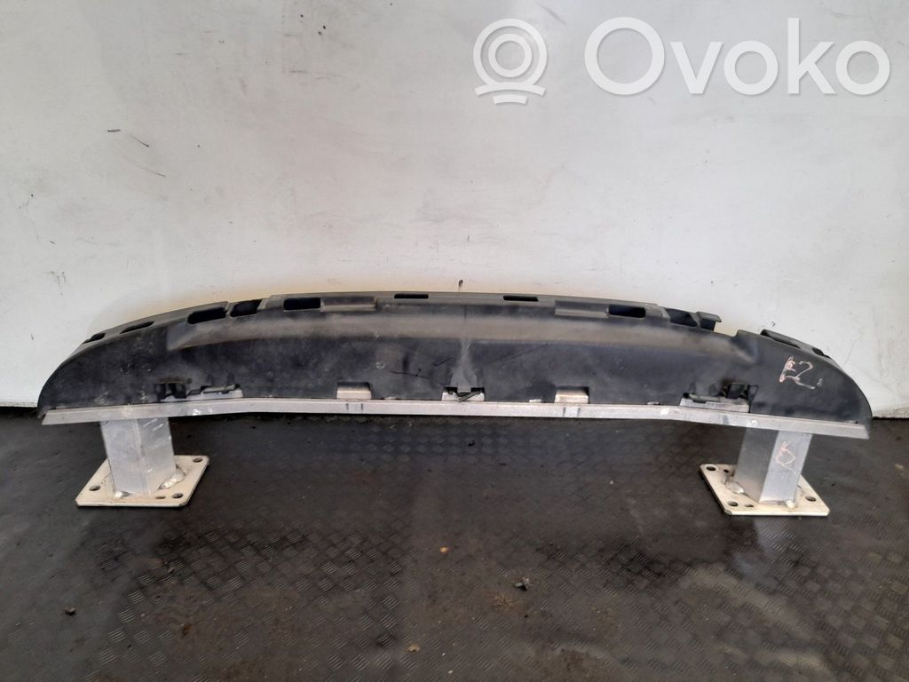 Soporte del parachoques delantero