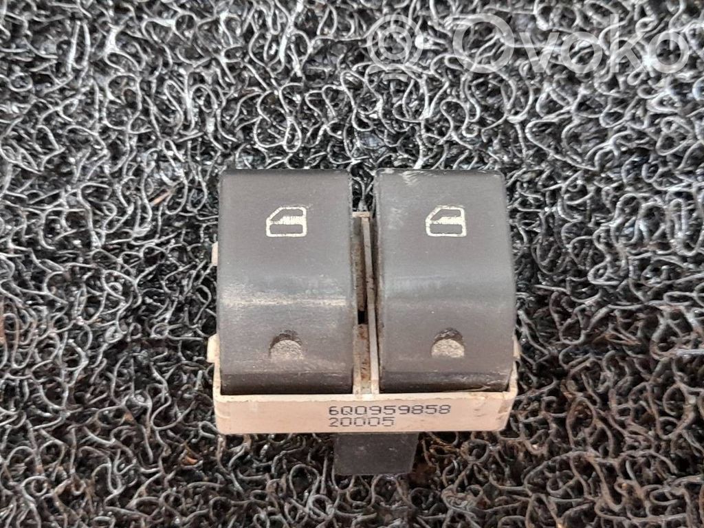 Interrupteur commade lève-vitre   6Q0959858