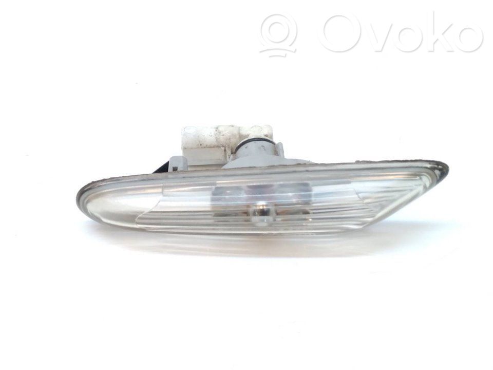 BMW 1 E81 E87 Front indicator light 