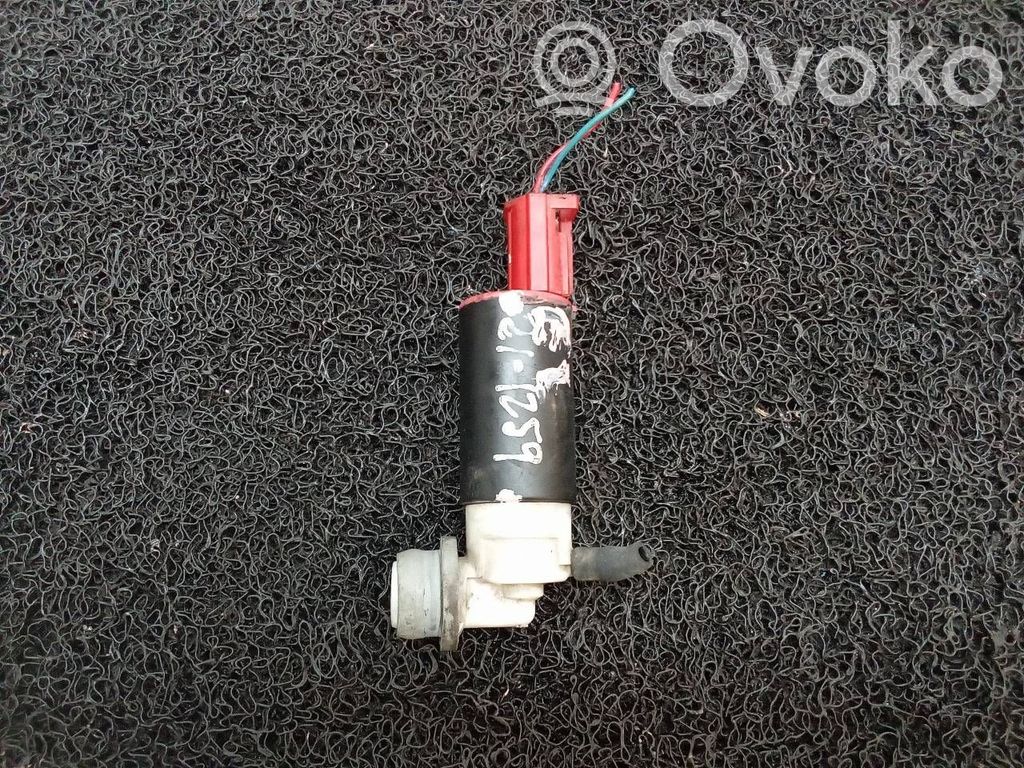 Windscreen/windshield washer pump