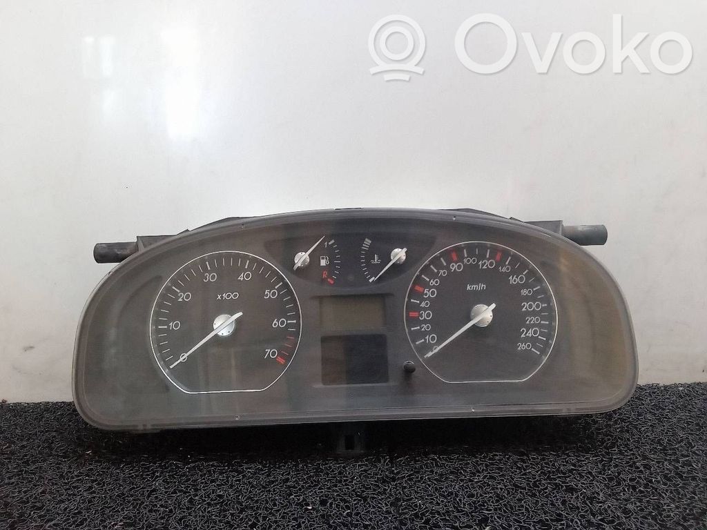 Renault Laguna II Speedometer (instrument cluster) 