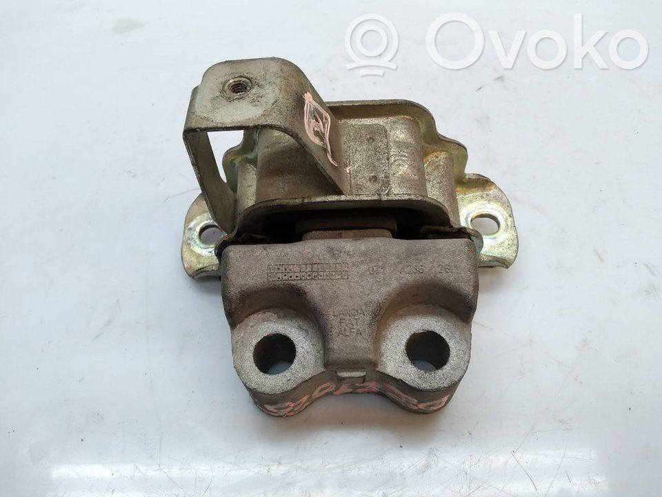 Fiat Linea Gearbox mount 