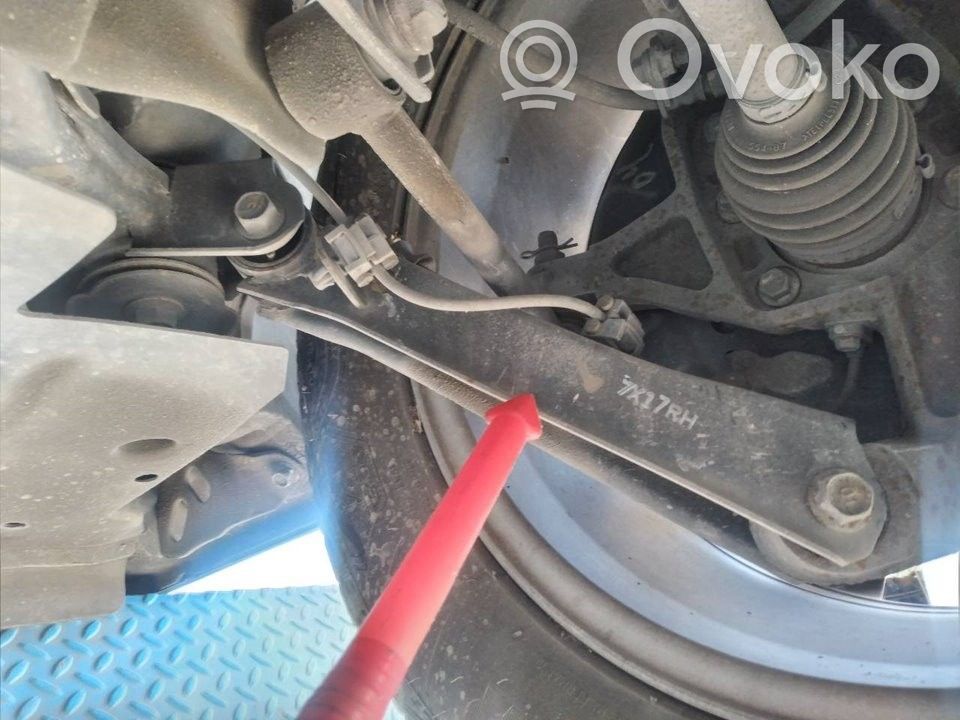 Brazo de suspensión trasero