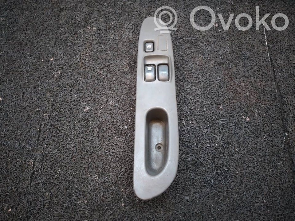 Mitsubishi Colt Electric window control switch 